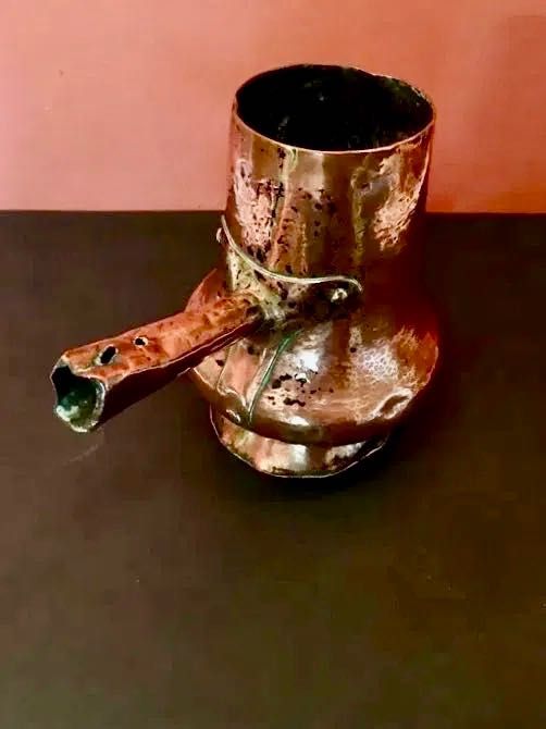 COBRE MARTELADO - 100 anos - 21 x 24,5 cm/s