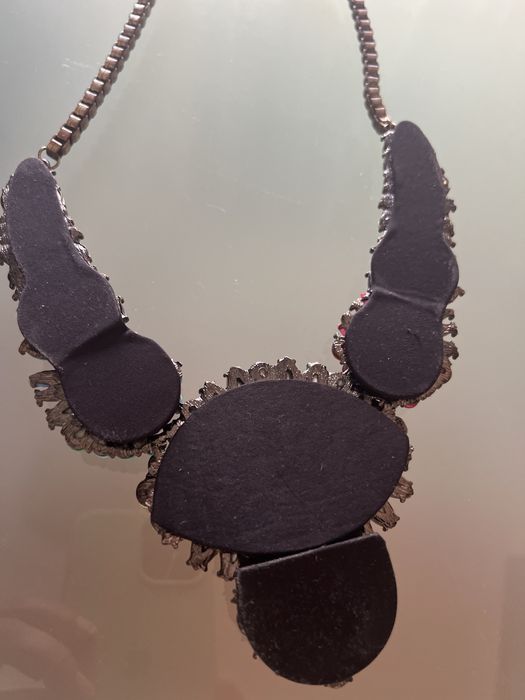 Colar de pedras colorido