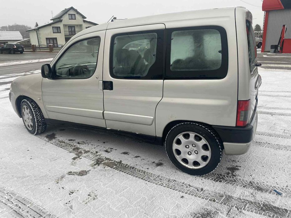 Sprzedam Peugeot partner 1.6 hdi