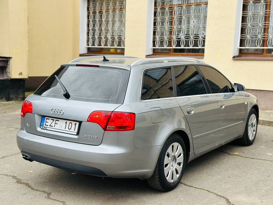Продам Audi A4 B7 в идеальном состоянии 2 л дизель