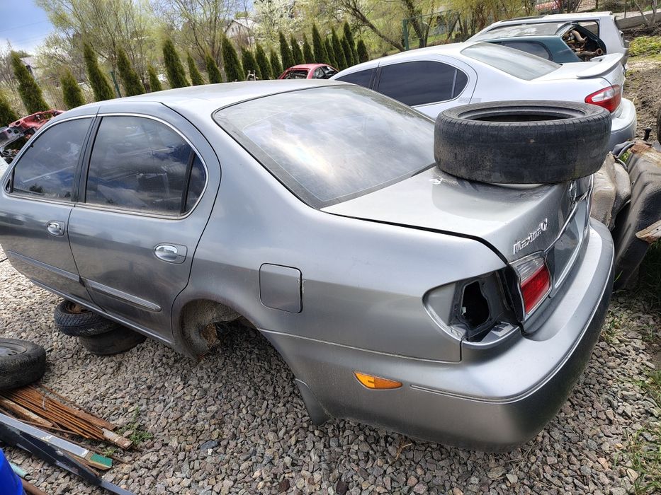 Ніссан Максіма Nissan Maxima