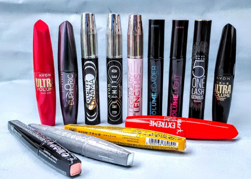 Косметика Avon Туш для вій Супершок SuperShock 5 в 1 Ultra Luxe помада