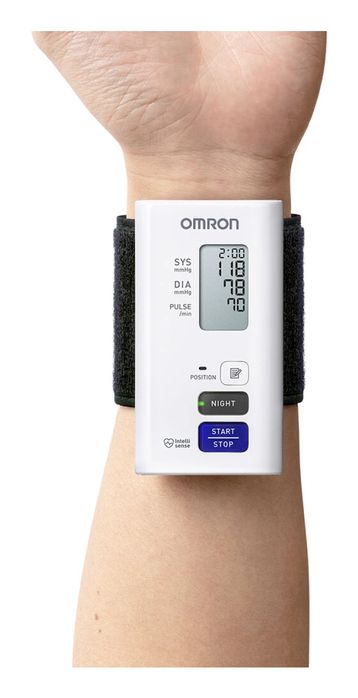 omron nightview ciśnieniomierz nadgarstkowy automatyczny