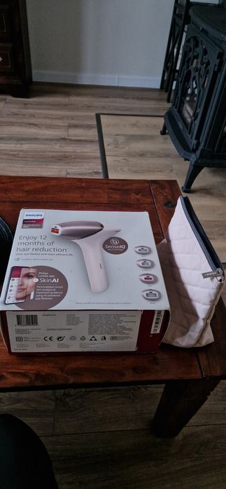 Depilator PHILIPS Lumea 9900 IPL BRI977/00 SenseIQ Czujnik SmartSkin