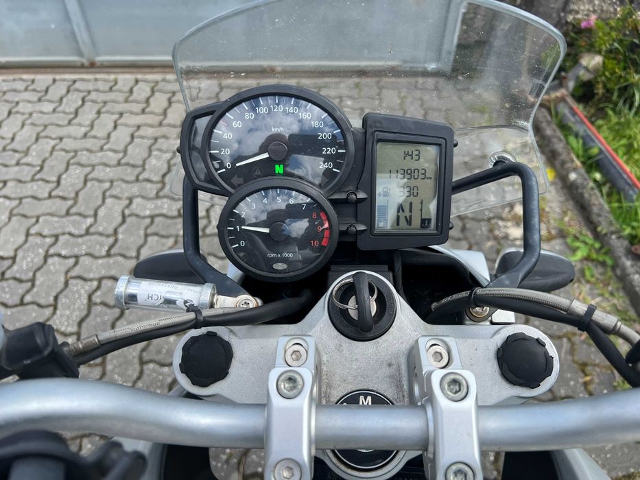 BMW R1200R Excelente