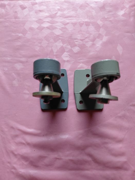 Настенный кронштейн для крепления .