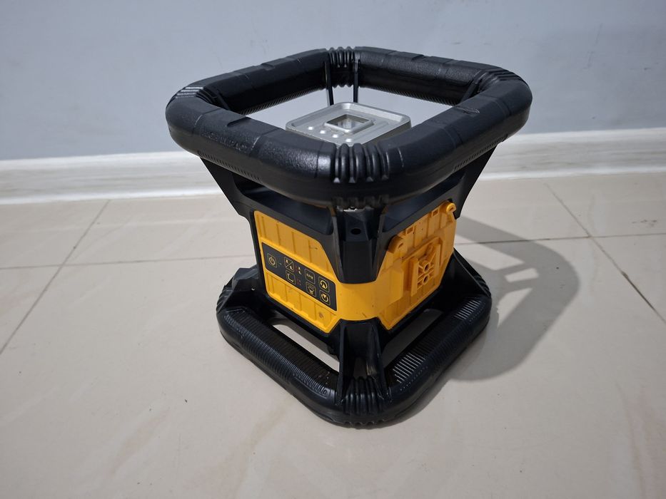 Рівень лазерний ротаційний DeWALT DCE079D1G