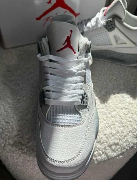 Jordan4 Brancos 43