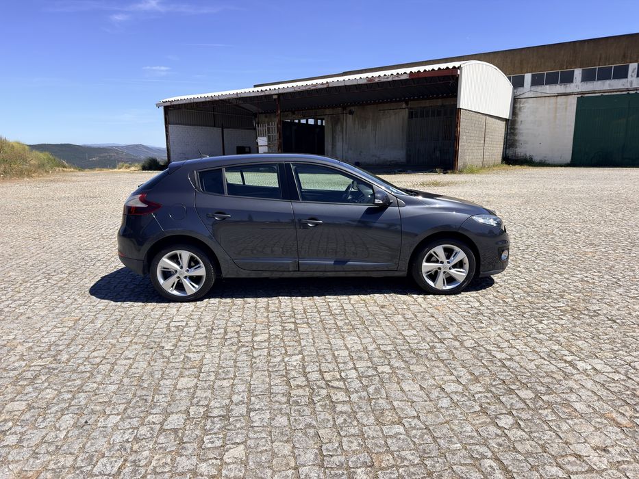 Megane 1.6 DCI 130 CV muito novo