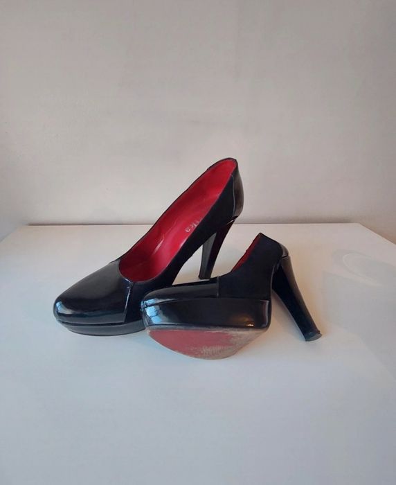 Sapato Preto Verniz 40