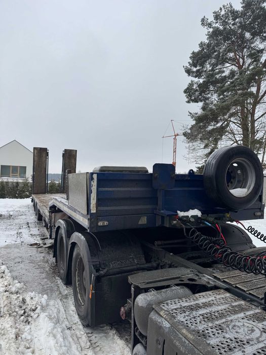 Naczepa niskopodwoziowa