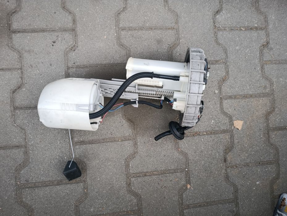 Pompa paliwa Toyota Prius 30