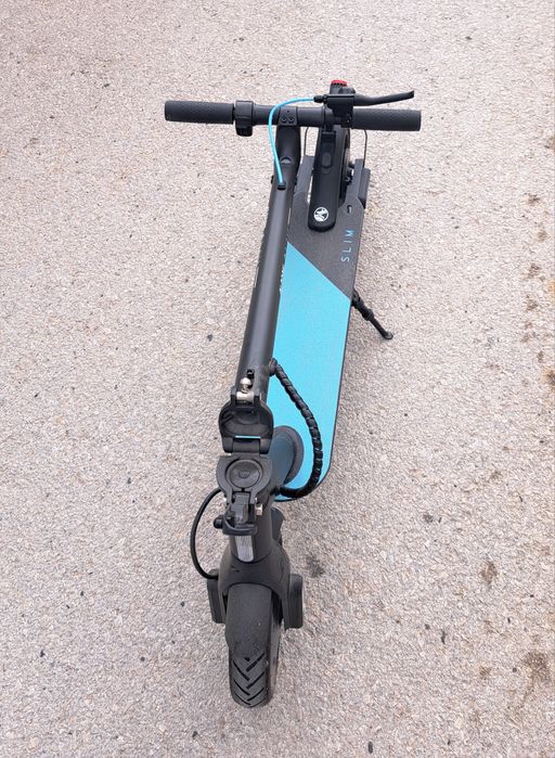 Trotinete Elétrica OLSSON Fresh Slim (250 W - Autonomia: 18 Km - Preto)