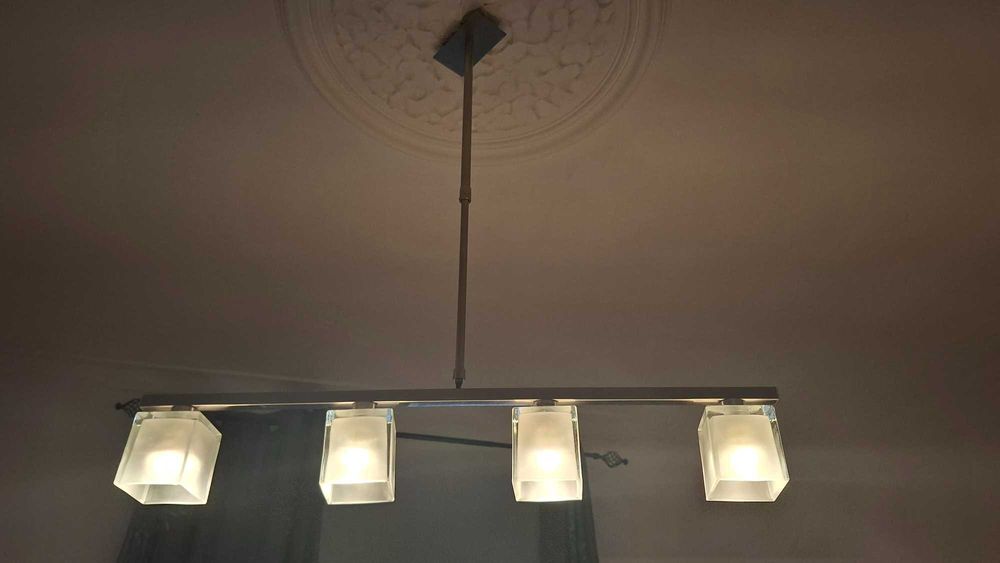 Várias luminárias novas