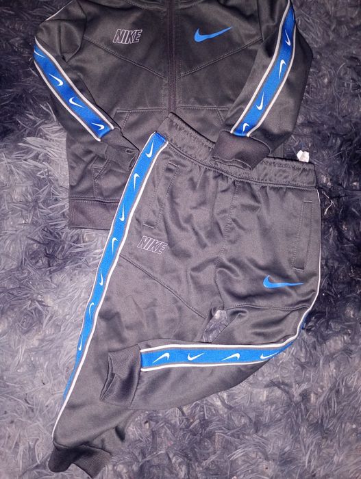 Костюм Nike dri fit beby  на 18 міс