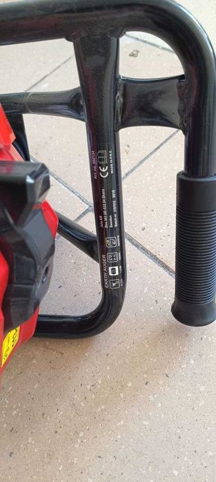 świder spalinowy Meec Tools.