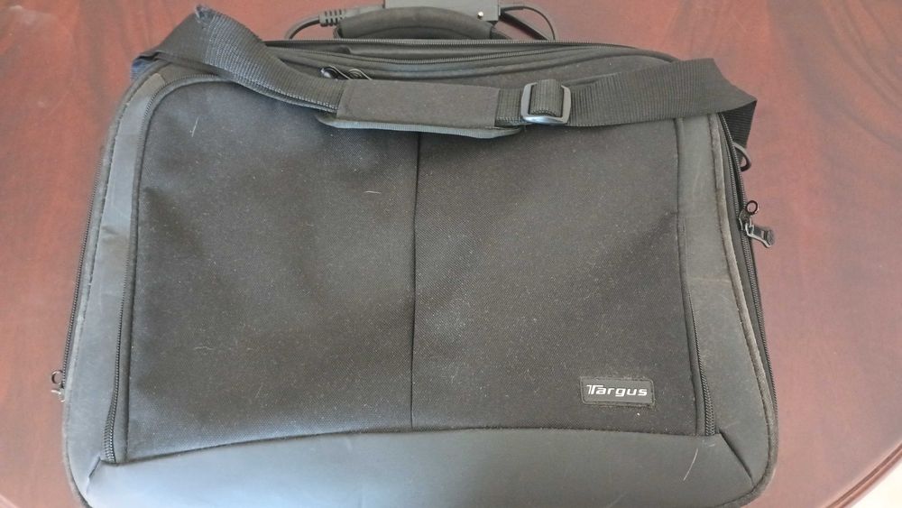 Portátil HP praticamente sem utilização (como novo)