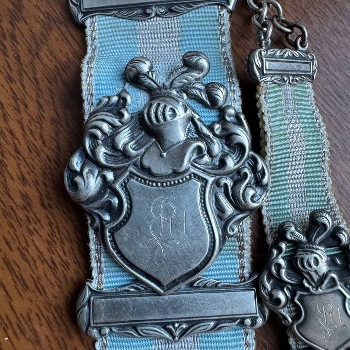 Odznaki/ Medal Szatelen Bractwa Studentów Srebro Art Deco