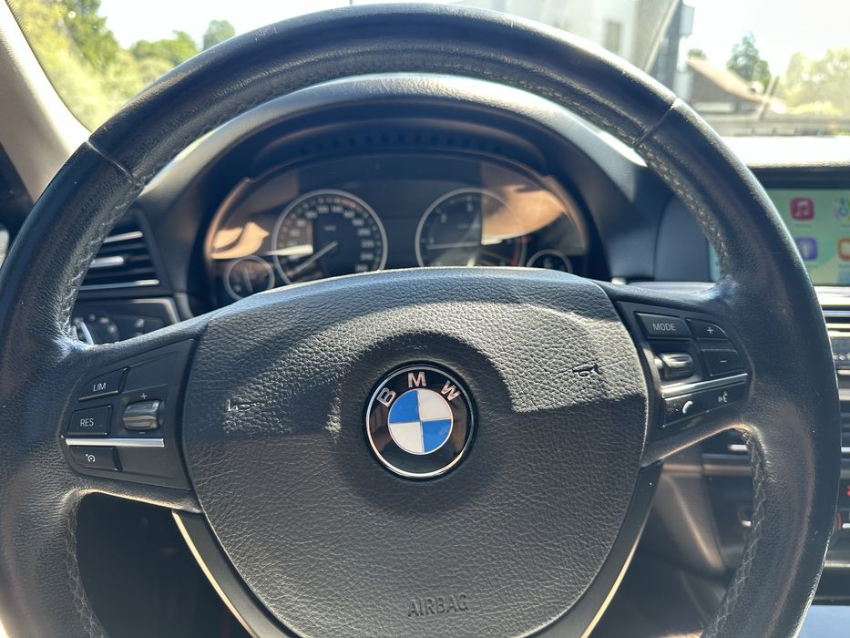 BMW 5 Series F11 2013 рік