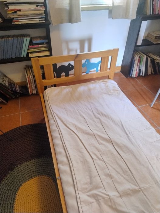 Cama de criança Ikea