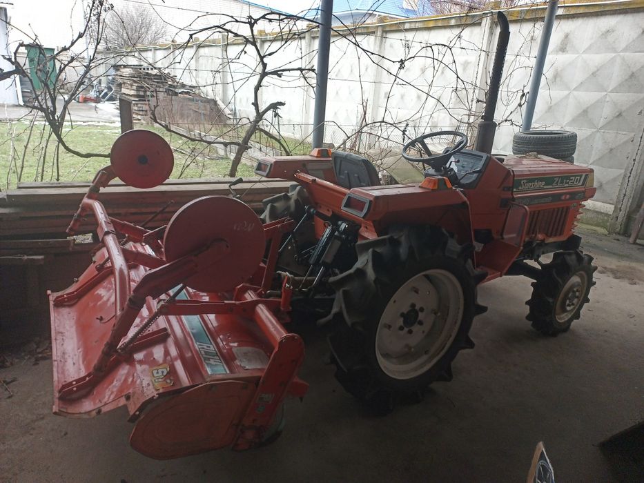 Трактор Kubota Zl1
