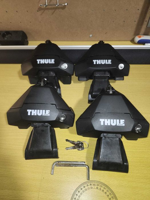 Apoios de barras Thule Evo Clamp - 710500 + Kit THULE CLAMP