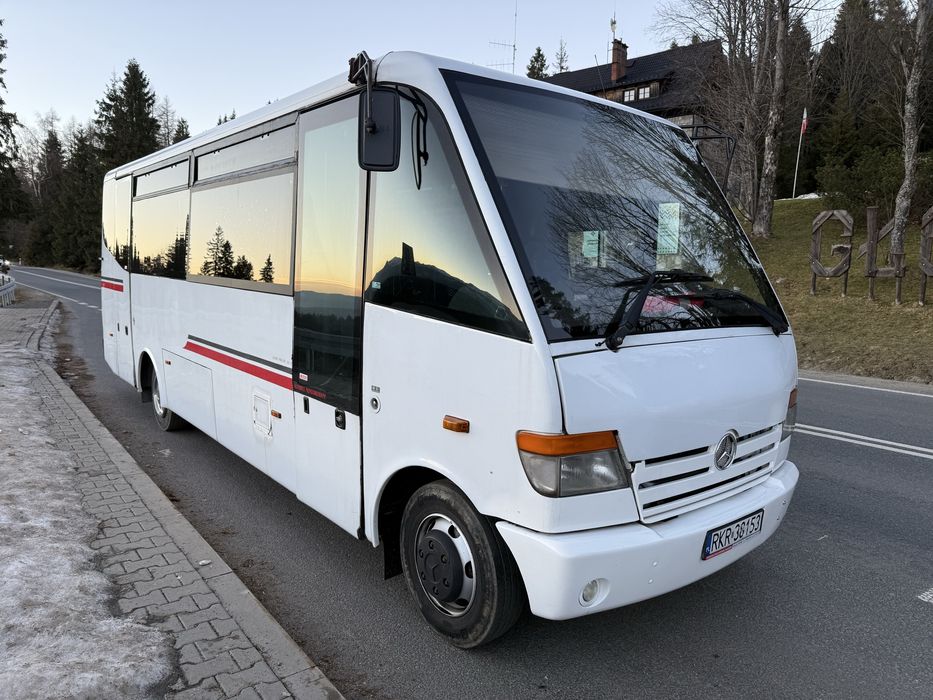 Mercedes Mediano Vario Autobus 32