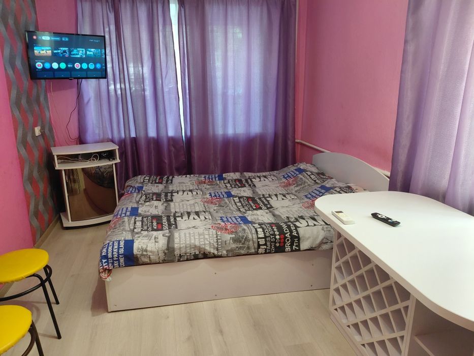 Світло постійне, гаряча , кондиціонер, різні райони, посуточно, погодинно