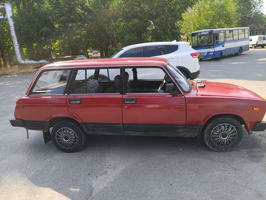 Автомобиль ВАЗ 2104