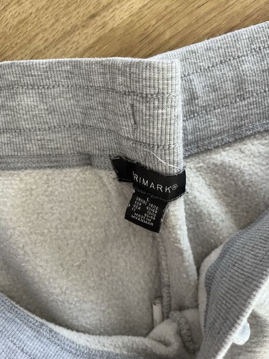 Três calças Primark L