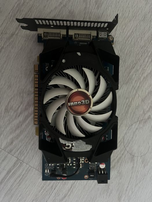 Відеокарта Nvidia 550 Ti
