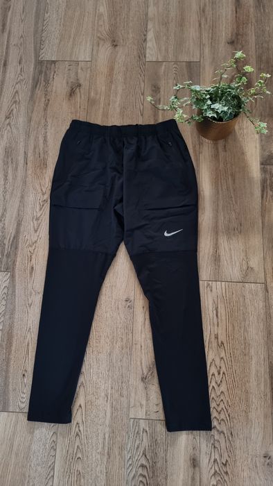 Spodnie treningowe Nike Essentials Hybrid sportowe do ćwiczeń running