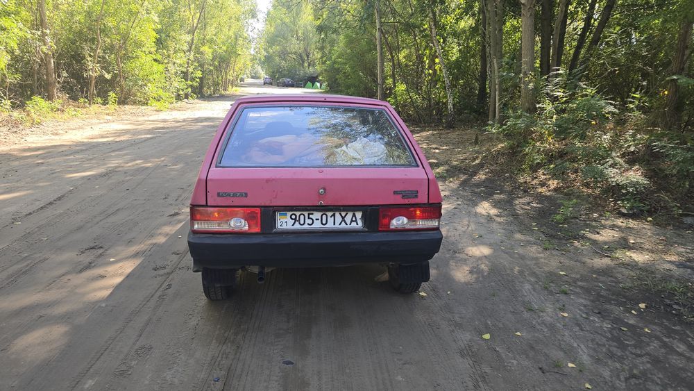 Ваз 21093 1991.   9