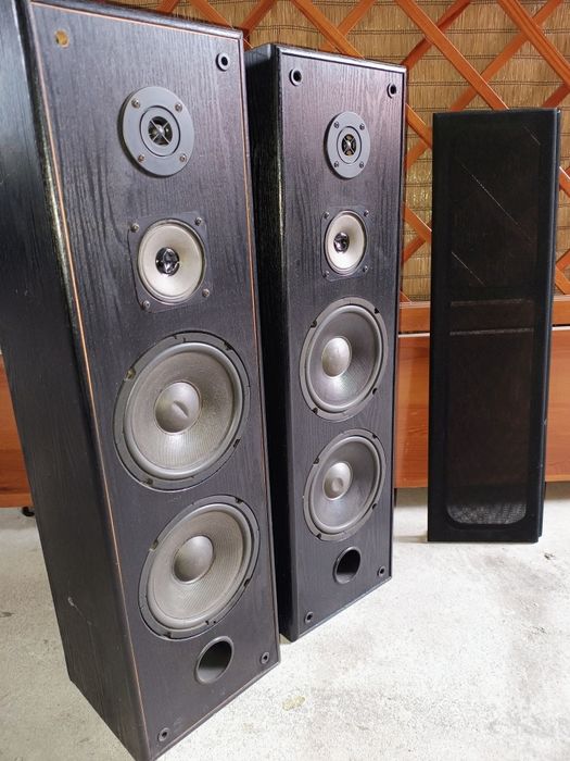 Amplituner SONY STR-AV310 + CD SONY CDP-490 + głośniki