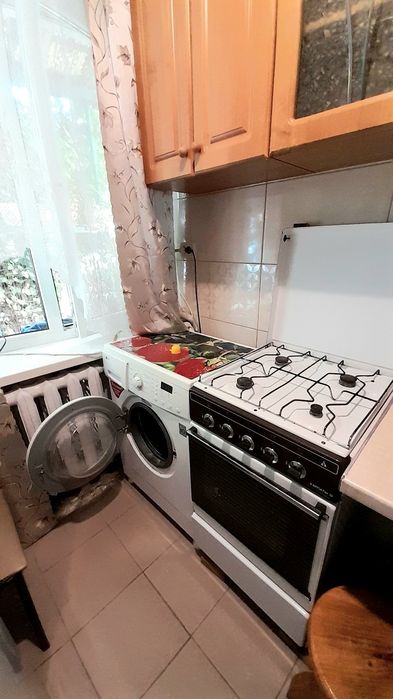 Сдам 1 комн.домик (квартира на земле) Киевск.р-н Львовская маг"Сантим"