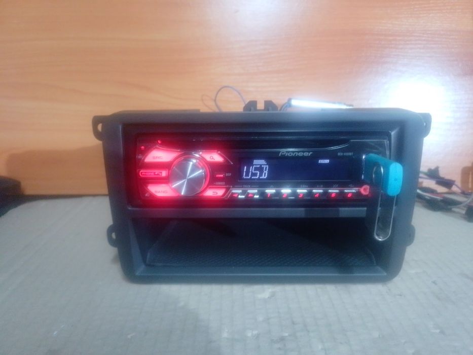 Автомагнітола Pioneer DEH-4500bt Bluetooth,USB, AUX, CD
