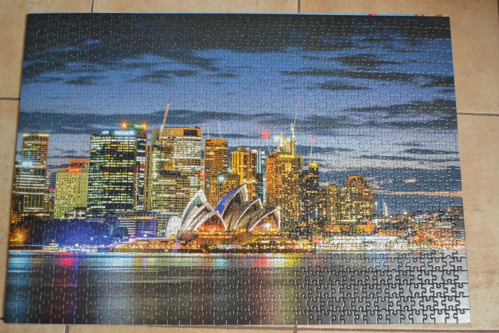 Vários puzzles 1000pcs montados