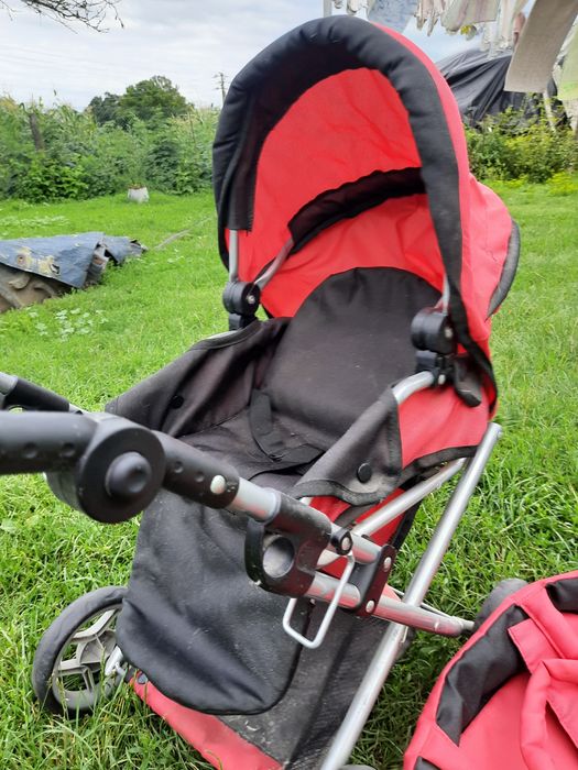 Каляска для ляльки