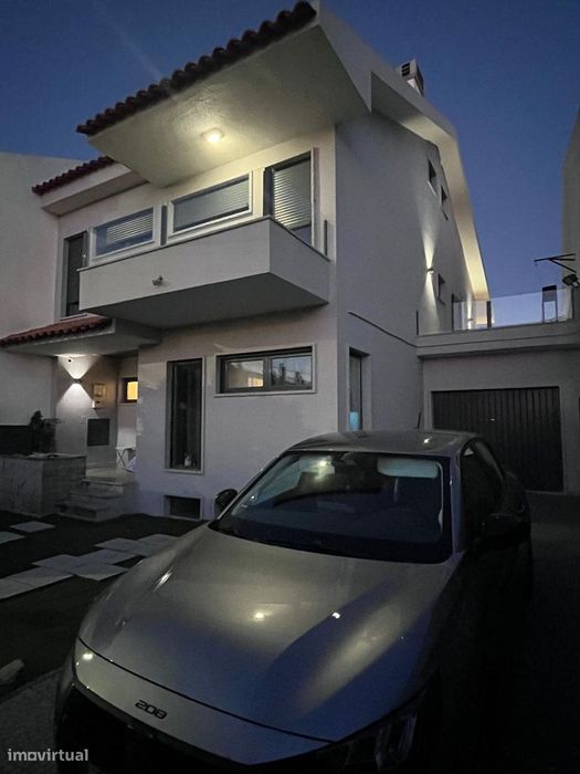 VENDA PARTICULAR | Moradia T6 com piscina à venda Sintra