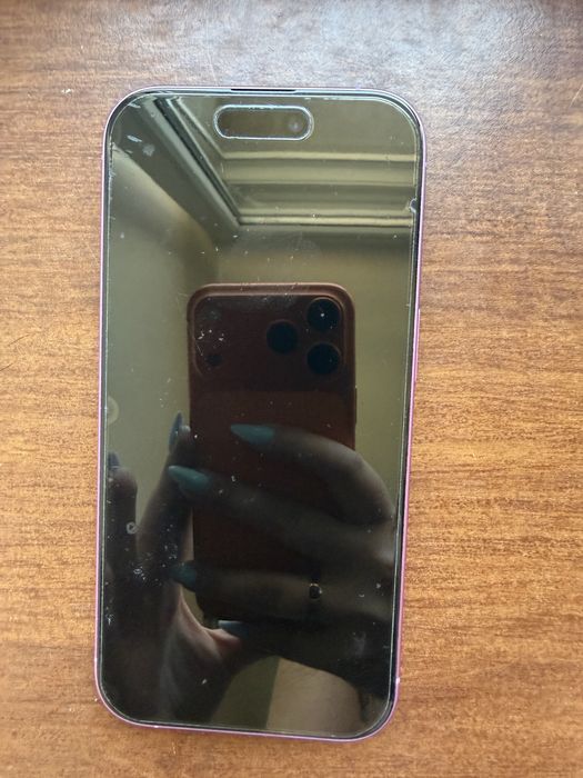 Iphone 16 kolor rozowy