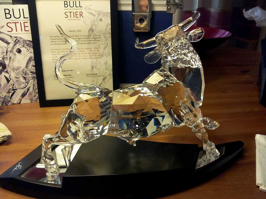 Giant Bull | Swarovski | Limited Edition 04345/10.000