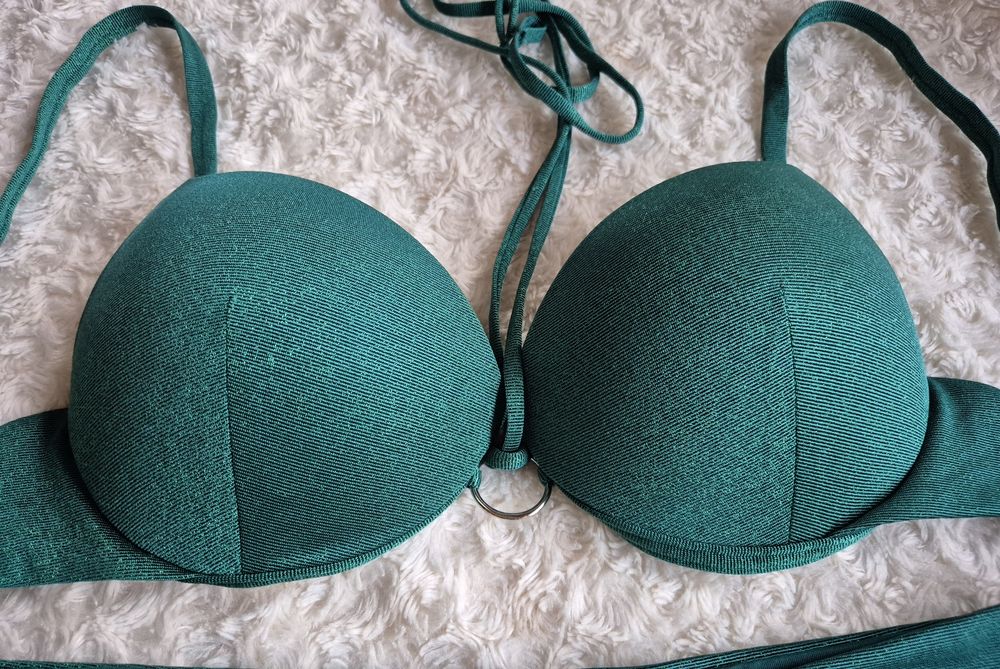 Shine Green Hollywood L 85B/80C/75D, 4 zielony z połyskiem  push up