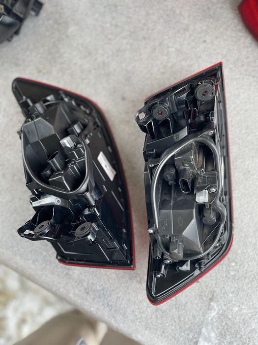 Audi a4b9 ліхтарі оригінал