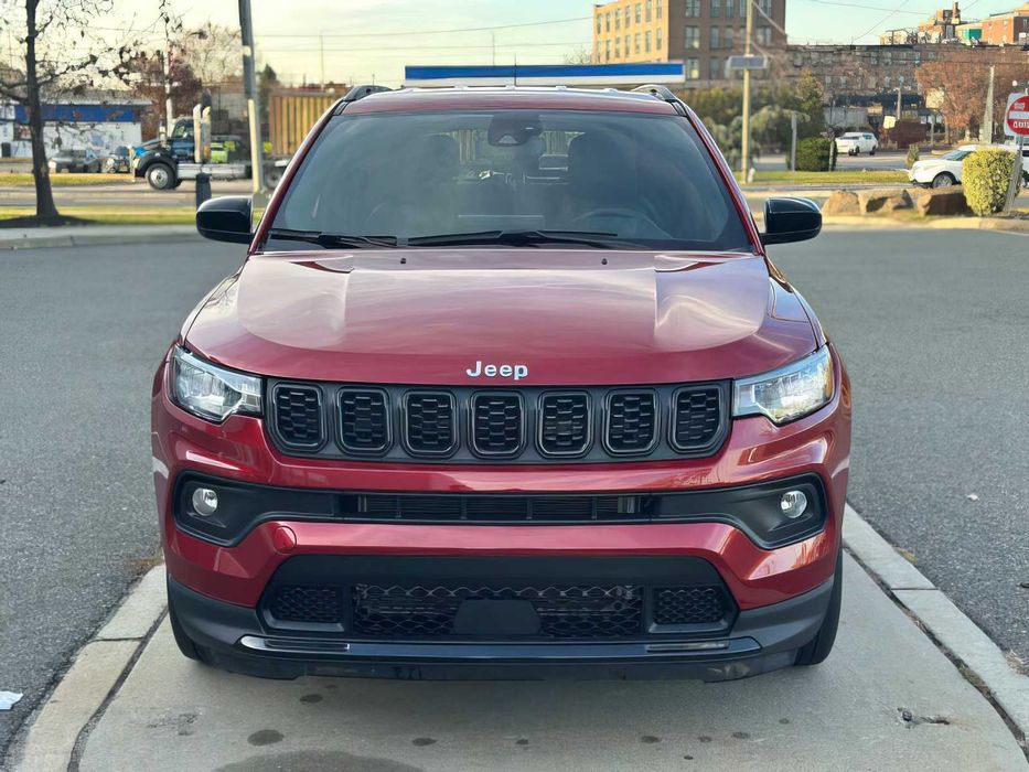 Jeep Compass Latitude      2024