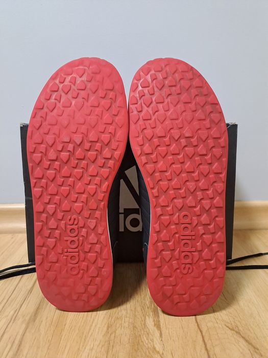 Buty marki Adidas