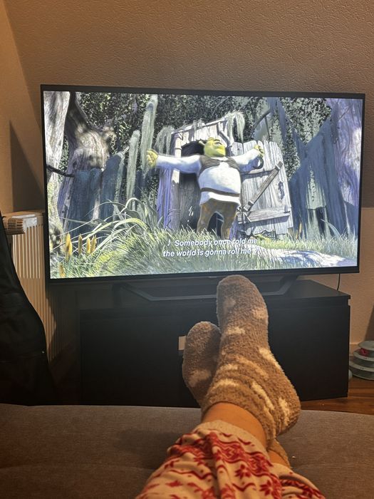 Tv Hisense  55” praticamente nova