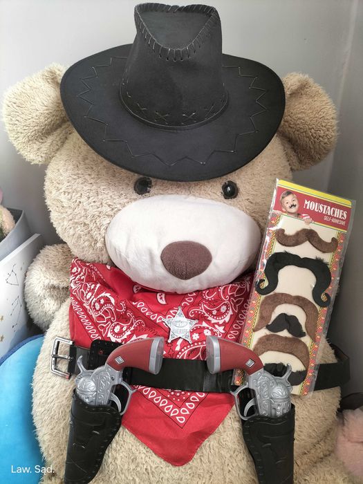 Strój kowbojski kostium kapelusz wąsy bandana chusta pistolety odznaka