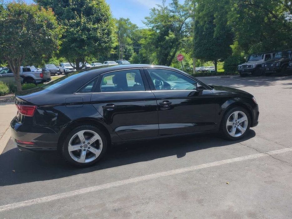 Audi A3      2018