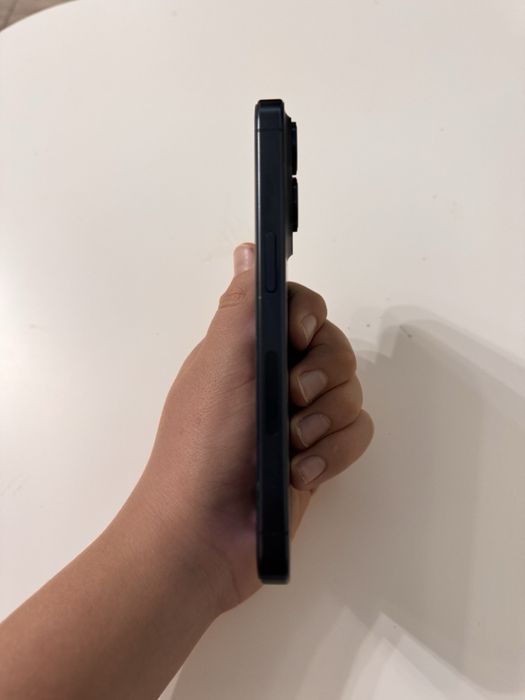 iPhone 15 pro 128 gb