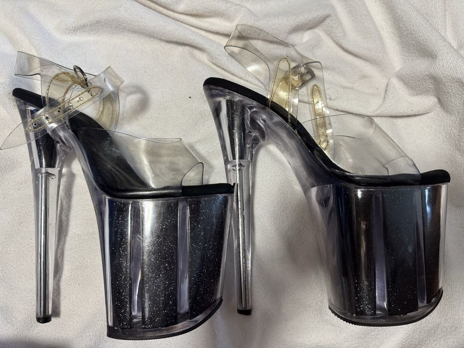 Стріпи pleaser трійки